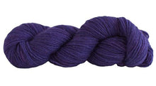 Load image into Gallery viewer, Manos del Uruguay Silk Blend