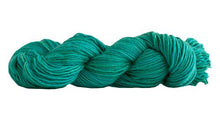 Load image into Gallery viewer, Manos del Uruguay Silk Blend