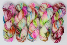 Load image into Gallery viewer, Baah La Jolla Monthly Colors