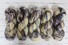 Load image into Gallery viewer, Baah La Jolla Monthly Colors