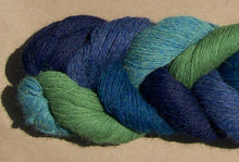 Load image into Gallery viewer, Yarn & Soul Superfine 400 Braids