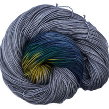 Load image into Gallery viewer, Wonderland Yarns Mary Ann
